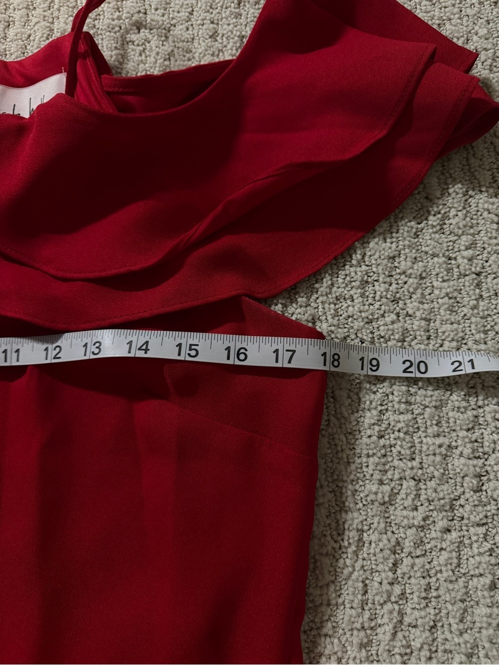Nicole Miller New York Red Cold Shoulder
Ruffle Dress Size 10 - Picture 5 of 10